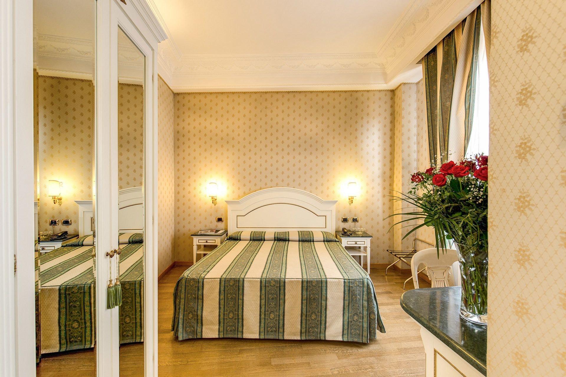 Hotel La Lumiere Di Piazza Di Spagna Rome Bagian luar foto