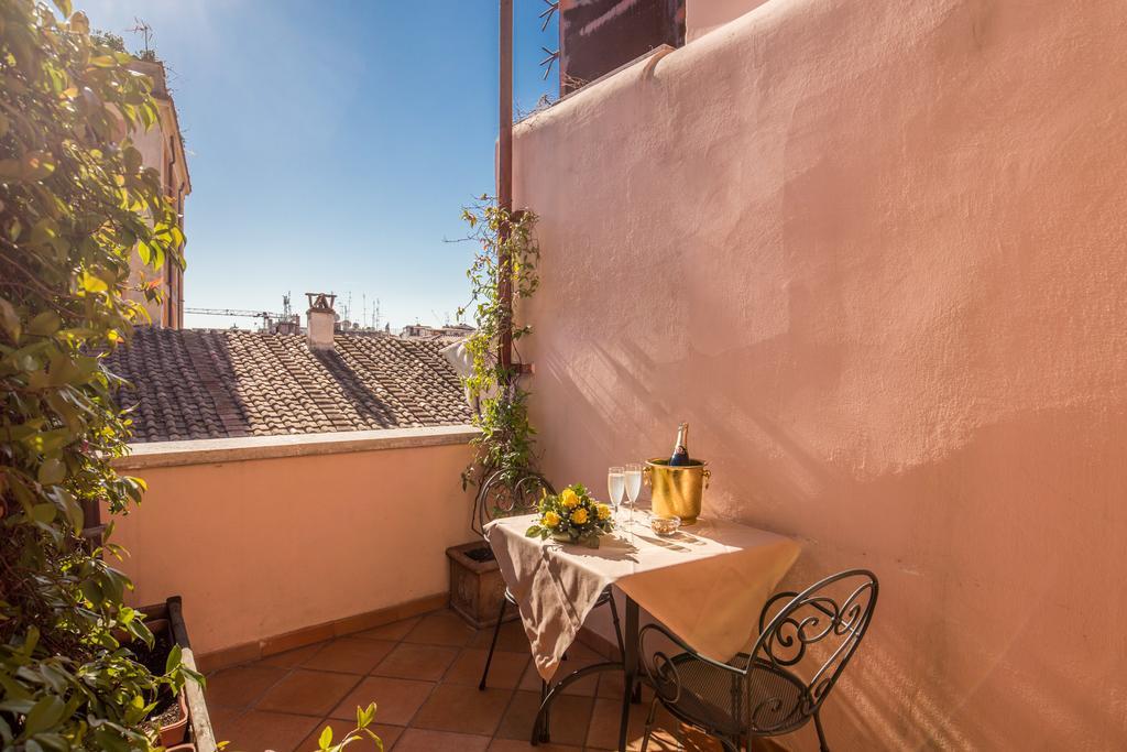 Hotel La Lumiere Di Piazza Di Spagna Rome Bagian luar foto